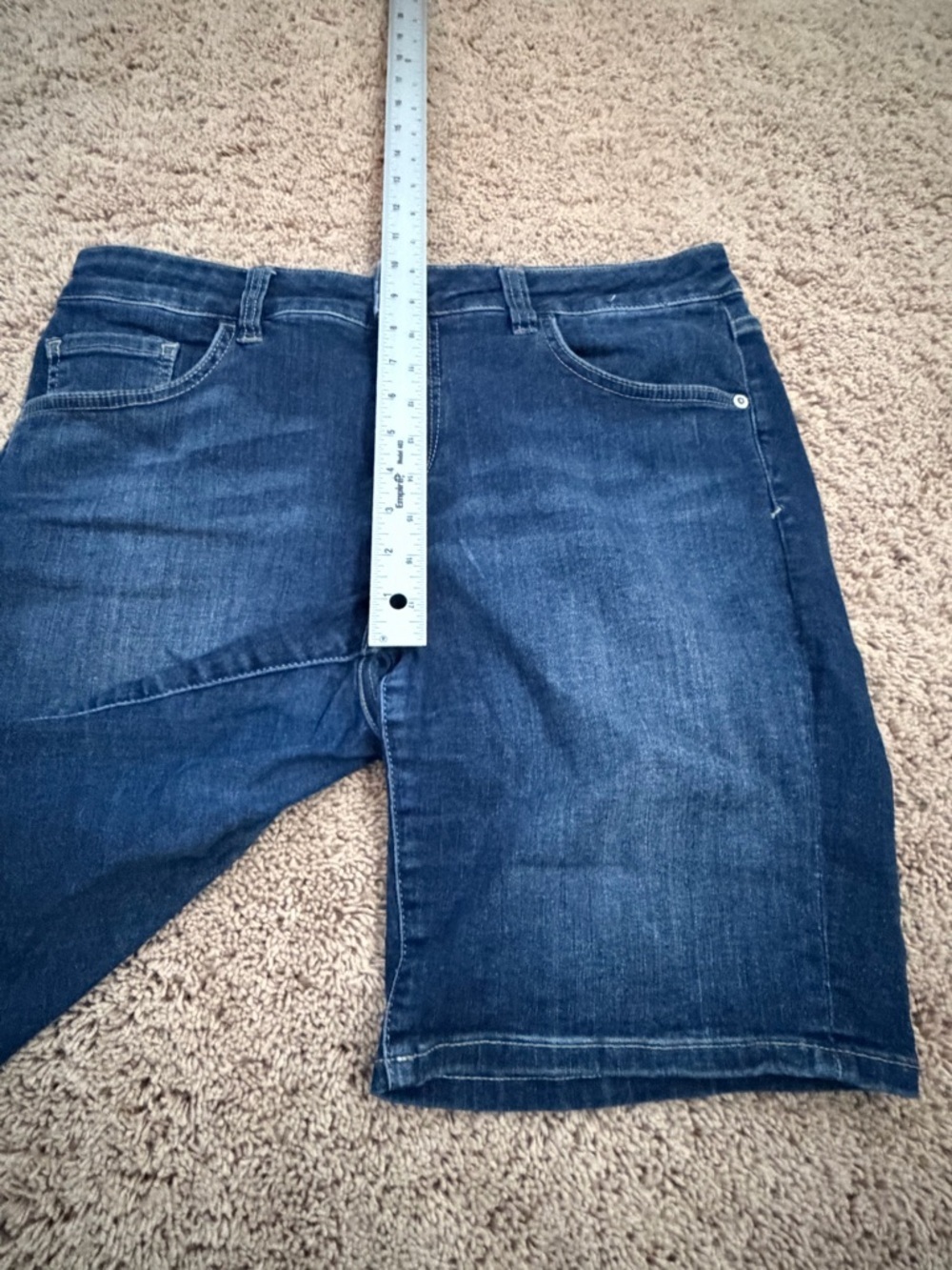 32 Anthropologie pilcro high rise slim long Dark Blue Denim Jean Shorts - Picture 9 of 10